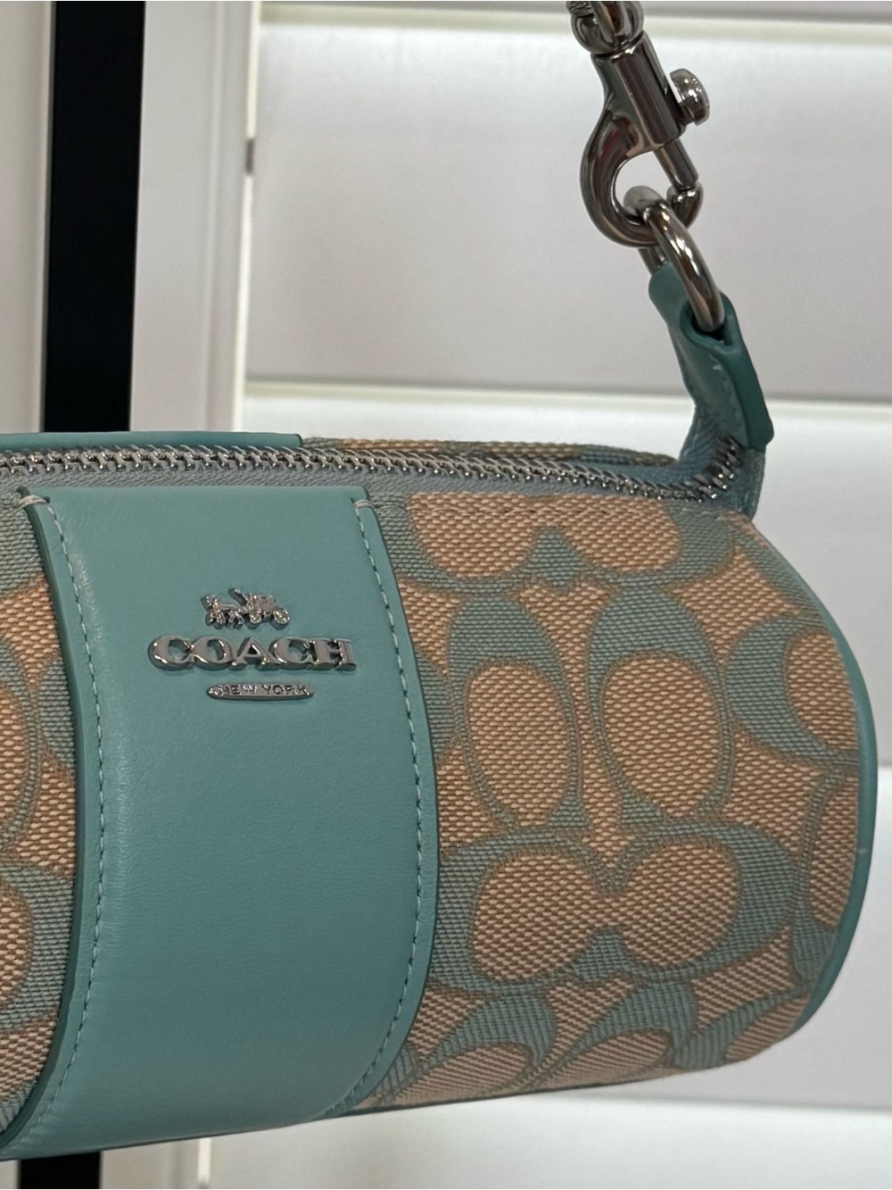 Coach Mini Barrel Shoulder Bag in Aqua/Beige Signature Jacquard - Picture 3 of 7